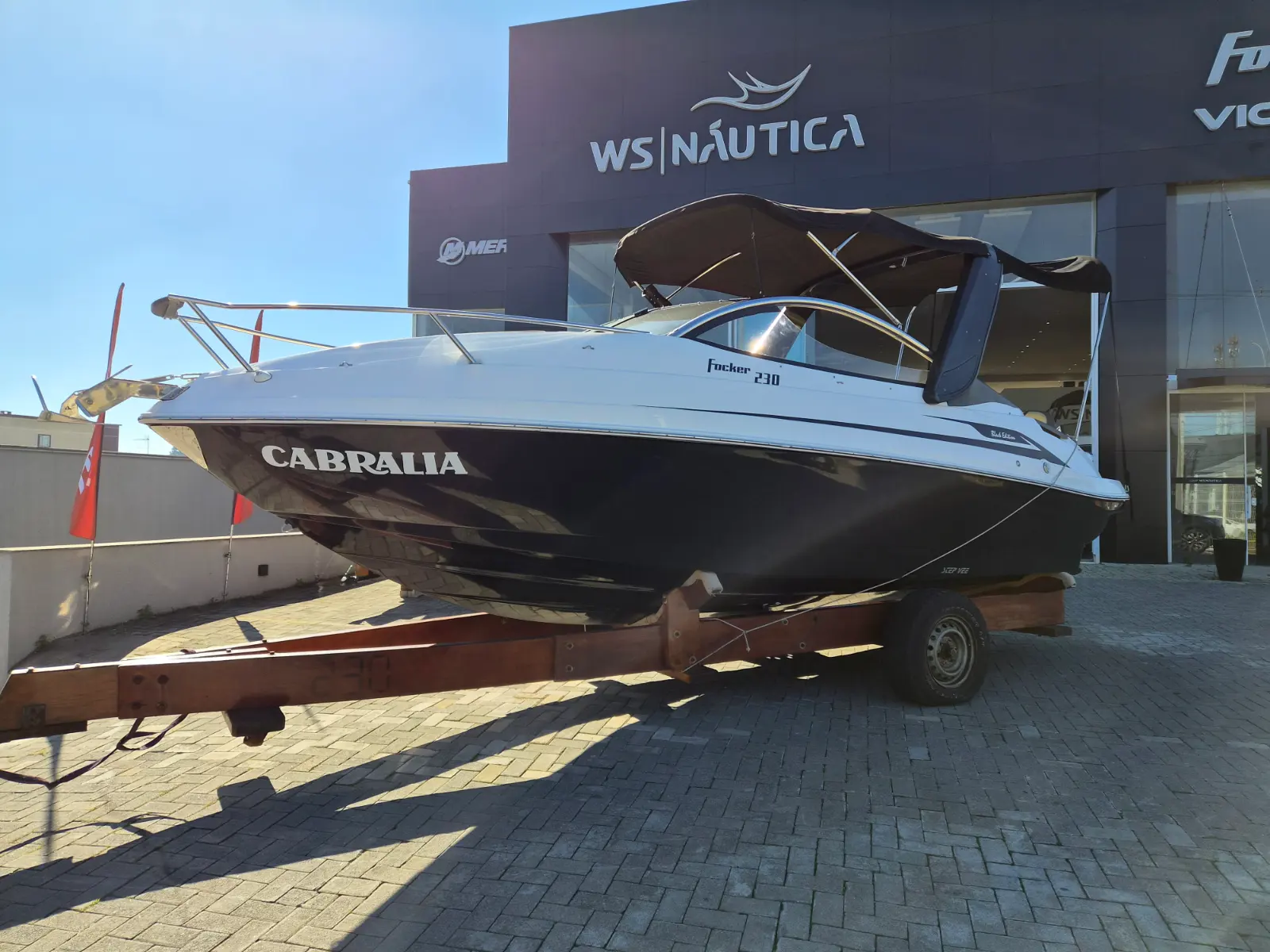 FOCKER 230 BLACK EDITION seminova — imagem principal